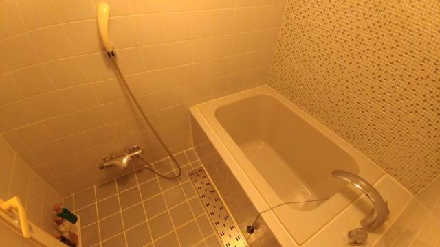 リオス柏(柏市/ラブホテル)の写真『205号室 浴槽 2人で入るとキツイと思います』by 来栖