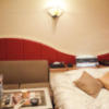 HOTEL SULATA渋谷道玄坂(渋谷区/ラブホテル)の写真『310号室　全景』by INA69
