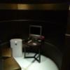 HOTEL AILU(アイル)(豊島区/ラブホテル)の写真『待合室（C号室）半個室になってます。TV＆空気清浄機付き』by 格付屋