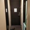 HOTEL SHERWOOD（シャーウッド）(台東区/ラブホテル)の写真『411号室(室内からドアを撮影)』by マーシ