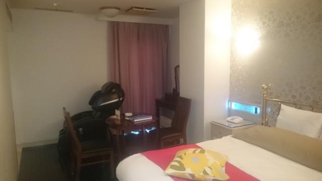 HOTEL LIDO（リド）(江戸川区/ラブホテル)の写真『503号室　ベッド奥からの部屋風景』by YOSA69