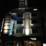 ホテル ラトゥール(名古屋市千種区/ラブホテル)の写真『夜の外観２』by エロスギ紳士