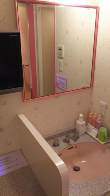ホテル メープル(豊島区/ラブホテル)の写真『301号室の洗面台』by おこ