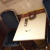 ホテル メープル(豊島区/ラブホテル)の写真『301号室のテーブル、椅子２脚』by おこ