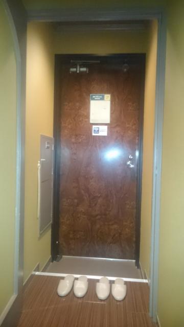WILL加平(かへい)(足立区/ラブホテル)の写真『203号室　部屋扉を開けた玄関風景』by YOSA69