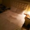 HOTEL ANDREE(アンドレ)(世田谷区/ラブホテル)の写真『405号室ベッド  枕回り位置関係』by ルーリー９nine