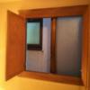 HOTEL ANDREE(アンドレ)(世田谷区/ラブホテル)の写真『405号室  窓（扉開放）』by ルーリー９nine