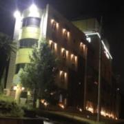 ホテル.COM（ドットコム）(名古屋市緑区/ラブホテル)の写真『夜の外観』by まさおJリーグカレーよ