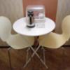 ホテル シルク(豊島区/ラブホテル)の写真『303号室　チェア＆テーブル、茶器類』by マーケンワン
