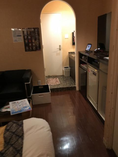 ラピア(新宿区/ラブホテル)の写真『203号室の室内⑥』by 少佐