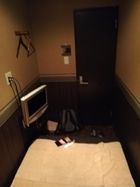 レンタルルーム ドリームセブン(千代田区/ラブホテル)の写真『3号室 奥から入口へ』by ところてんえもん