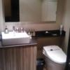 HOTEL VARKIN（ヴァーキン）(豊島区/ラブホテル)の写真『502号室 洗面台とトイレ』by パインヘッド