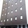 stories HOTEL555 秦野店(秦野市/ラブホテル)の写真『207号室利用。裏口からの外装。塗り直されました。』by キジ