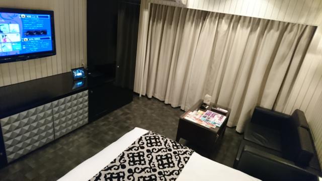 アラウダリゾート国立(国立市/ラブホテル)の写真『410号室、部屋全景』by おむすび
