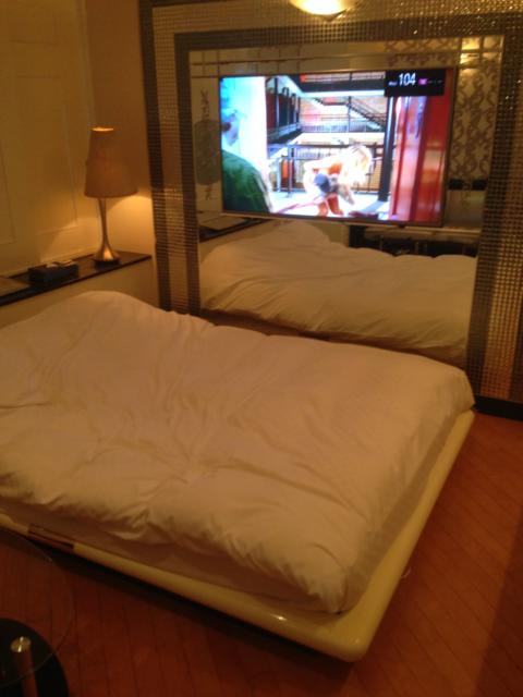 ラモード新宿(新宿区/ラブホテル)の写真『508号室 ベッド』by サトナカ