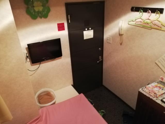 レンタルルーム 一休(品川区/ラブホテル)の写真『7号室　奥から入口』by ところてんえもん