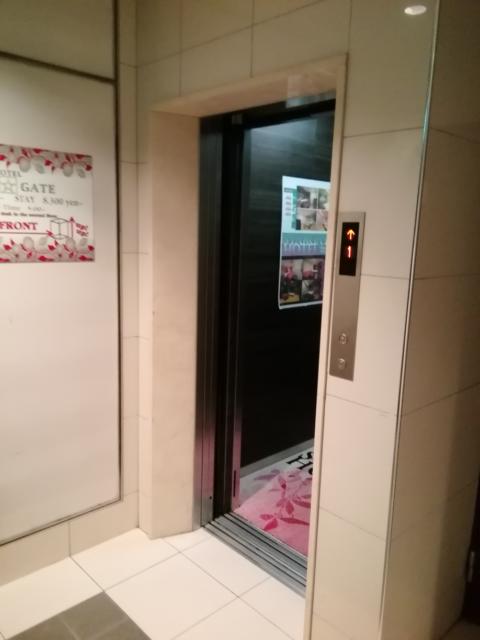 STARGATE HOTEL(スターゲート)(横浜市中区/ラブホテル)の写真『401号室、3H休憩6900円。受付は2階、エレベーターです。(^_^;)』by キジ