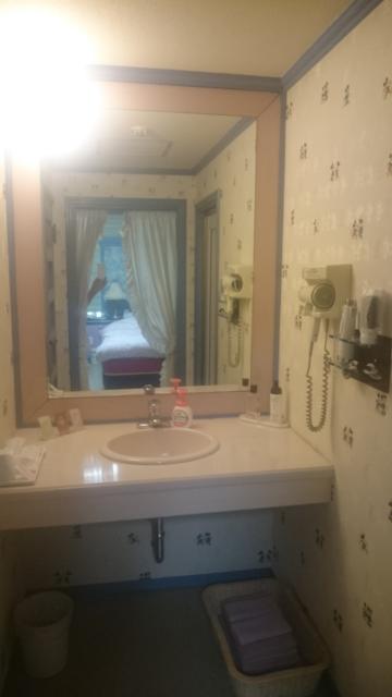 柏ハイランド(柏市/ラブホテル)の写真『405号室　洗面台』by YOSA69