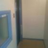 柏ハイランド(柏市/ラブホテル)の写真『405号室　玄関風景（左にルームサービス用小窓）』by YOSA69