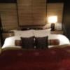 HOTEL VARKIN（ヴァーキン）(豊島区/ラブホテル)の写真『202号室　ベッド』by ところてんえもん