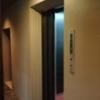 hotel GOLF3 厚木(厚木市/ラブホテル)の写真『B301号室利用。エレベーターは1機です。』by キジ
