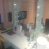 HOTEL GRASIA 1 PREMIUM RESORT(川口市/ラブホテル)の写真『201号室　部屋の中にあるドレッサー（三面鏡、専用TV、頭の位置まである背もたれの椅子）』by YOSA69