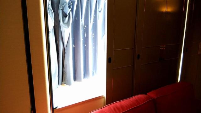 トレンディクラブ(千葉市花見川区/ラブホテル)の写真『605号室 窓とカーテン』by snowx