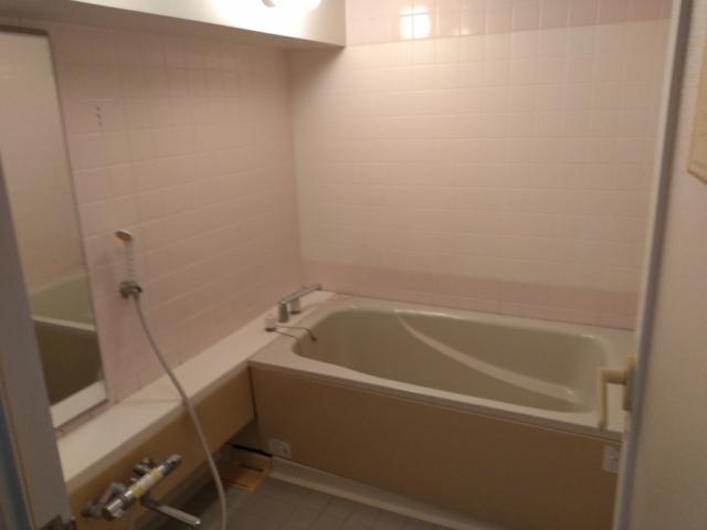 エーゲ海(豊島区/ラブホテル)の写真『403号室 浴室』by ましりと