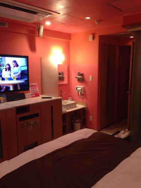 カラフルＰ＆Ａ新宿(新宿区/ラブホテル)の写真『504号室 入口側』by サトナカ