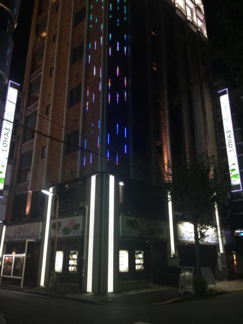 HOTEL LOHAS(墨田区/ラブホテル)の写真『夜の外観』by タウラス