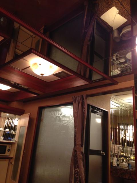 HOTEL Perrier(ペリエ)(新宿区/ラブホテル)の写真『401号室 バスルーム側』by サトナカ