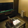 HOTEL LA SEINE（ラセーヌ）(市川市/ラブホテル)の写真『208号室 テレビと座卓』by ホテルレポったー