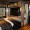 HOTEL ZERO MARUYAMA(渋谷区/ラブホテル)の写真『303号室（入口から部屋奥）』by 格付屋