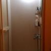 レンタルルーム ROOMS(新宿区/ラブホテル)の写真『1号室　シャワー室（室内備品は、ボディソープとシャンプーのみ）』by つばちゃん