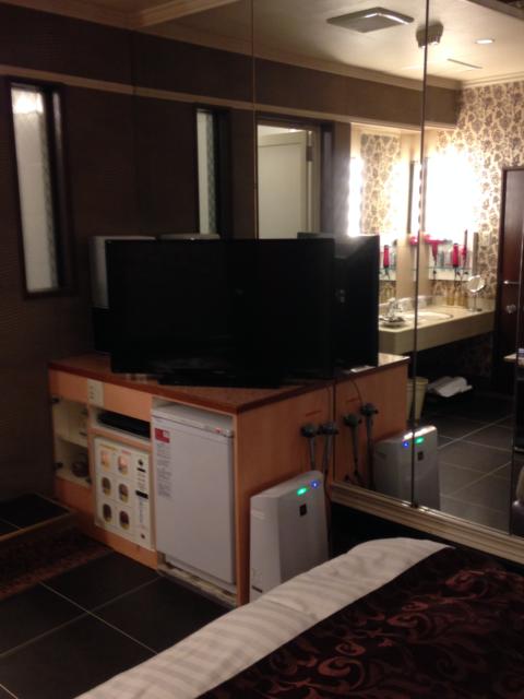 HOTEL EXCELLENT(エクセレント)(新宿区/ラブホテル)の写真『205号室 大型テレビ』by サトナカ