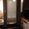 HOTEL EXCELLENT(エクセレント)(新宿区/ラブホテル)の写真『205号室 バスルーム 入口』by サトナカ