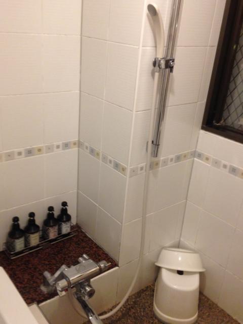 HOTEL EXCELLENT(エクセレント)(新宿区/ラブホテル)の写真『205号室 バスルーム シャワーコーナー』by サトナカ