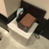 HOTEL Amethyst（アメジスト）(豊島区/ラブホテル)の写真『(1004号室)入り口手前に小さな冷蔵庫があり、その上にケトルとタオルが入った籠があります。』by こーめー