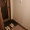 hotel GOLF3 厚木(厚木市/ラブホテル)の写真『A-303号室利用。こじんまりとした玄関。』by キジ