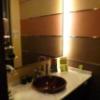 HOTEL SALONE（サローネ）(川崎市川崎区/ラブホテル)の写真『308号室（洗面台。鏡が大きいです）』by 格付屋