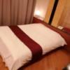 湘南ベイホテル(茅ヶ崎市/ラブホテル)の写真『307号室利用。ベッドです。若干低めです。』by キジ