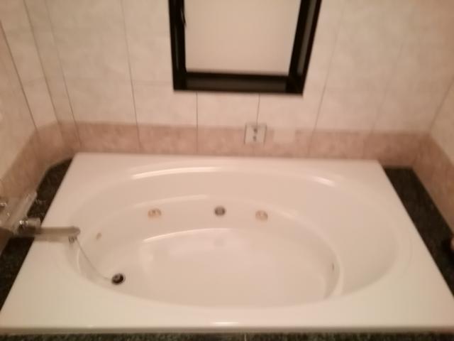 湘南ベイホテル(茅ヶ崎市/ラブホテル)の写真『307号室利用。結構大きくて、ゆったりした風呂でした。』by キジ