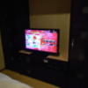 HOTEL Duex Resort(デューリゾート)(入間市/ラブホテル)の写真『203号室、テレビ』by もんが～