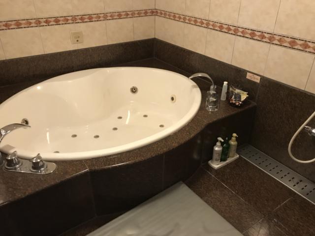 ホテル J-MEX(ジェイメックス)(新宿区/ラブホテル)の写真『405号室 浴室』by バリーさん