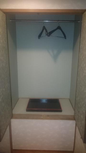ホテル サミット(江東区/ラブホテル)の写真『206号室　クローゼットの扉を開けた景色』by YOSA69