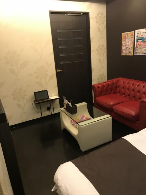 ラピア(新宿区/ラブホテル)の写真『103号室の室内②』by 少佐