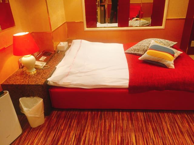 ホテルSAVOY(台東区/ラブホテル)の写真『501号室 ベッド』by hummerjack