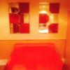 ホテルSAVOY(台東区/ラブホテル)の写真『501号室 ソファと鏡』by hummerjack