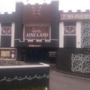 HOTEL AINE LAND（アイネランド）(全国/ラブホテル)の写真『外観（昼）』by YOSA69
