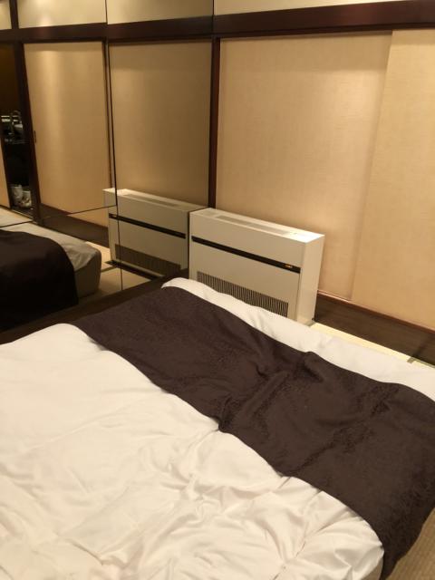 HOTEL Perrier(ペリエ)(新宿区/ラブホテル)の写真『309号室 ベッド足元側』by サトナカ